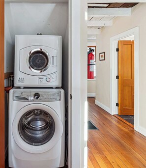Interior - Historic Charm, Located On the River - Rustic Chic (Woodstock)
