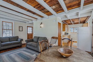 TV, fireplace, offices - Historic Charm, Located On the River - Rustic Chic (Woodstock)