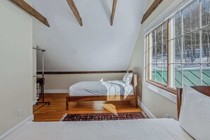 2 dormitorios, tabla de planchar con plancha, wifi y ropa de cama