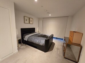 2 多间卧室、熨斗/熨衣板、WiFi