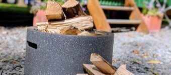 Cosy en suite shepherd hut on the grounds of Historic building Samlesbury Hall