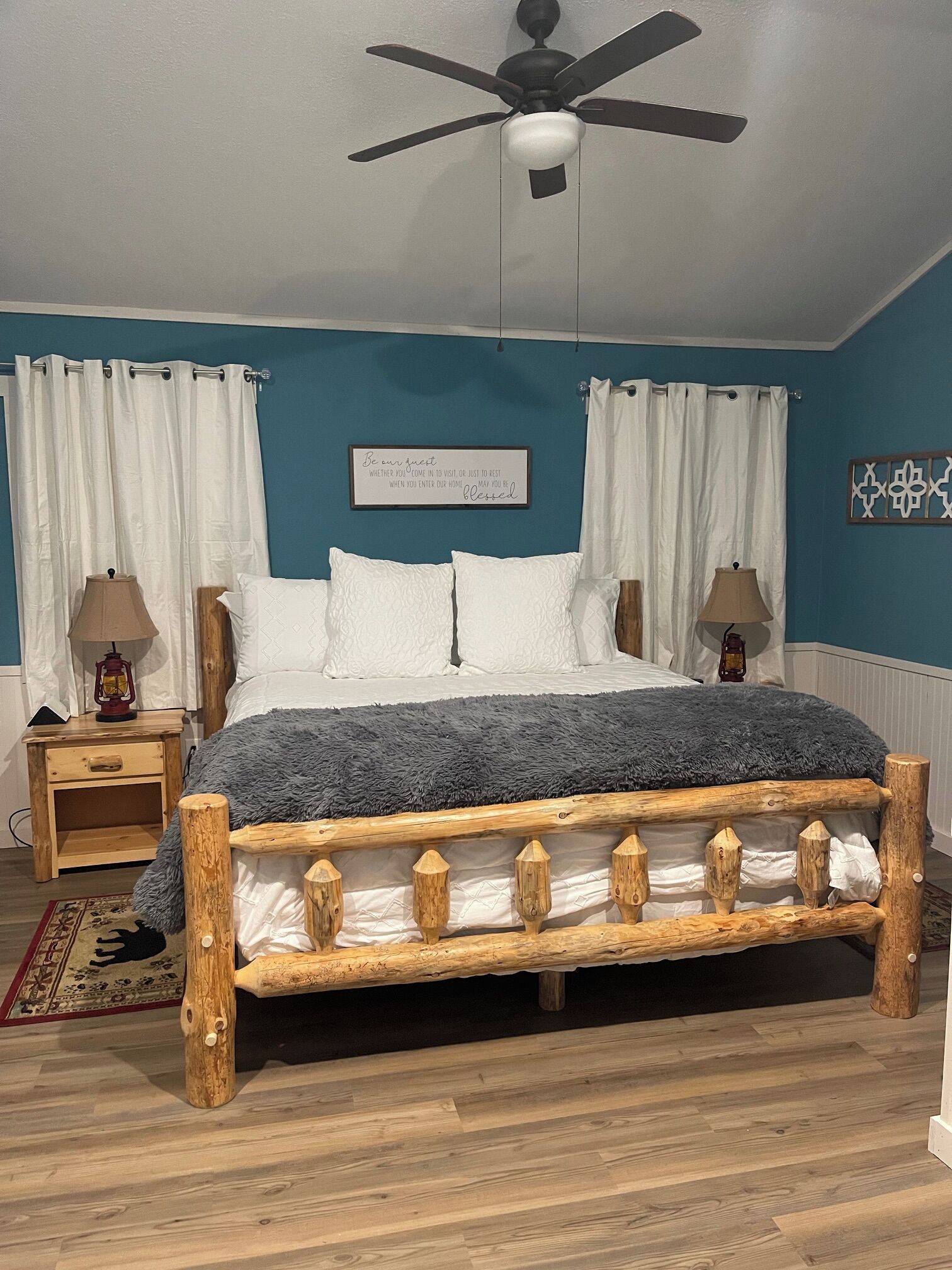 2 slaapkamers, een bureau, reisbedje, gratis wifi