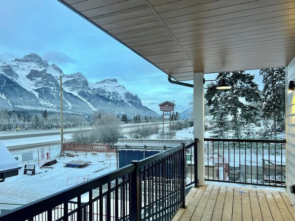 Enjoy breathtaking mountain views from this balcony.