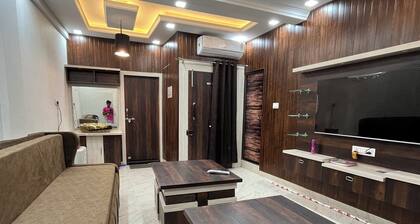 Kashi Homestay - Beautiful Entire 2BHK Flat