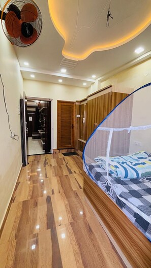 2 bedrooms, in-room safe, free WiFi, bed sheets