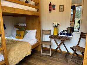 1 bedroom, Internet, bed sheets