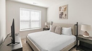 2 habitaciones, escritorio, tabla de planchar con plancha y wifi 