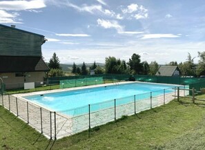 Ulkouima-allas, lämmitetty uima-allas