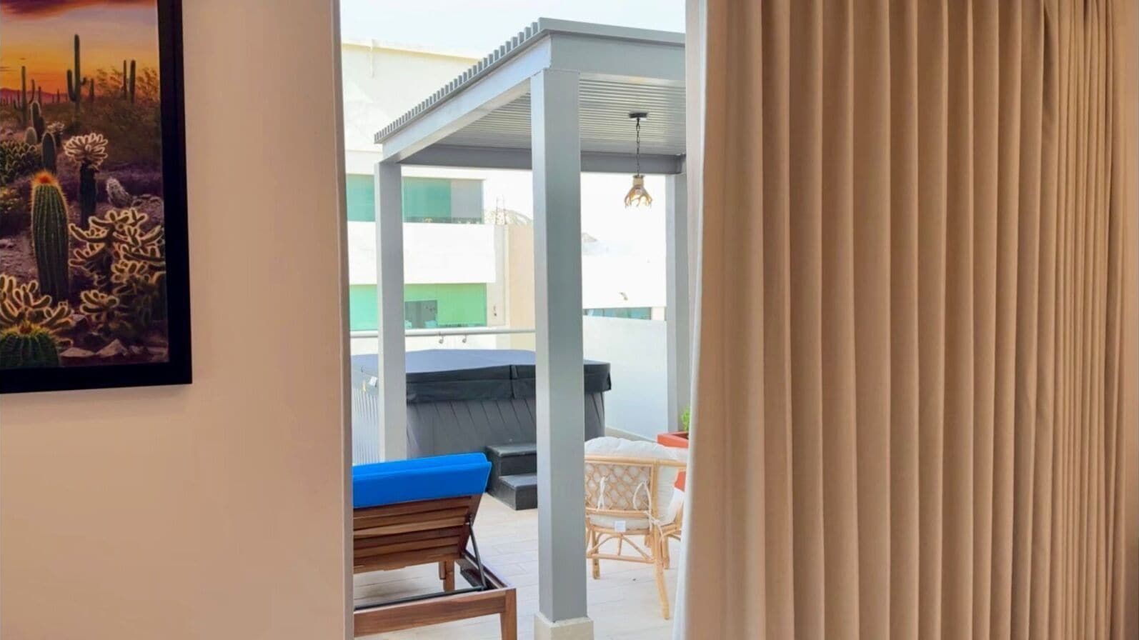 Studio Suite Khas, 1 Tempat Tidur King, teras, pemandangan kota | Teras/patio