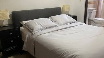 2 Schlafzimmer, Bügeleisen/Bügelbrett, Reisekinderbett, kostenloses WLAN