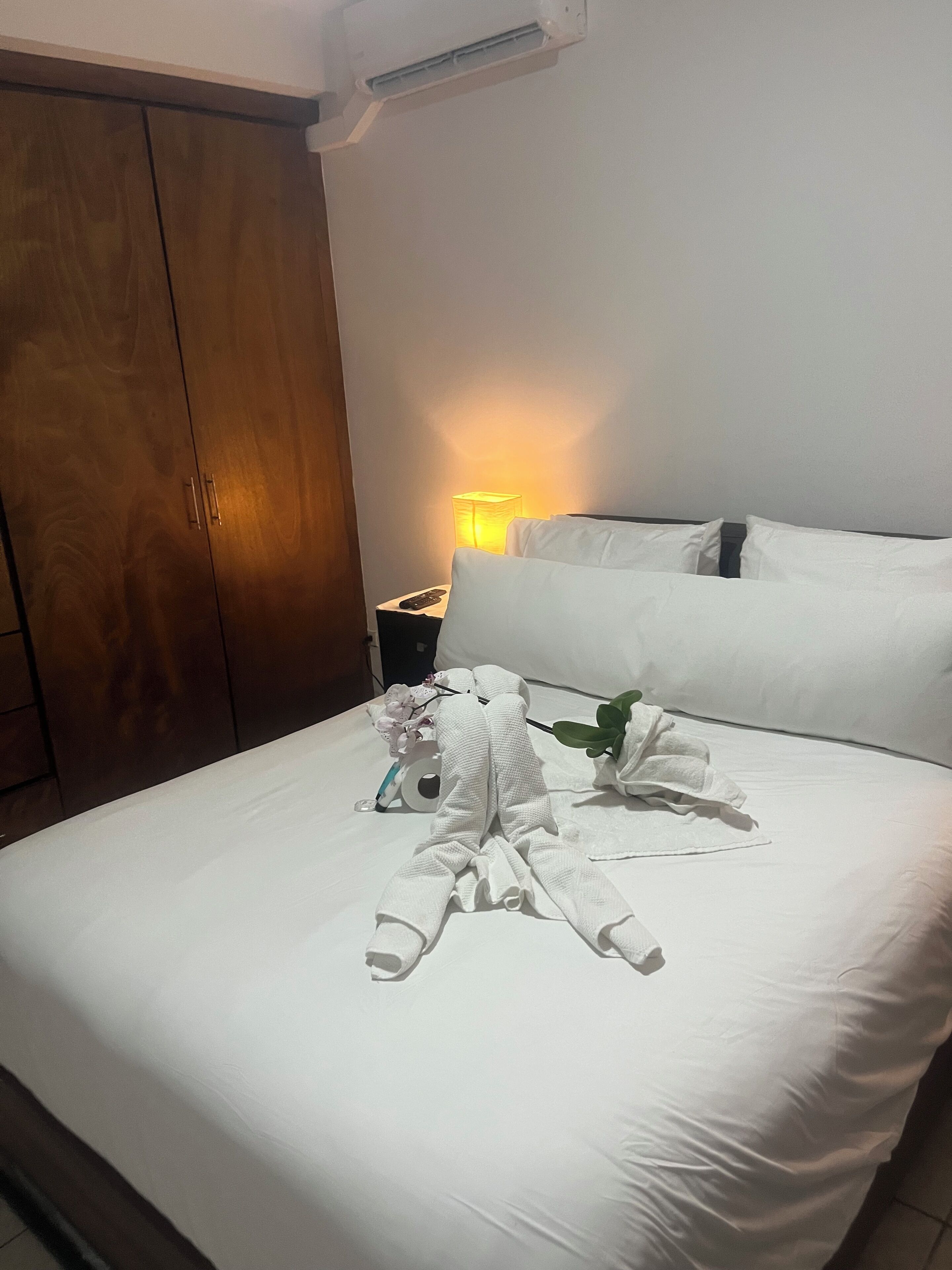 2 bedrooms, iron/ironing board, travel crib, free WiFi