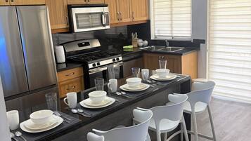 Fridge, microwave, oven, stovetop