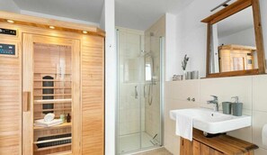 House | Bathroom