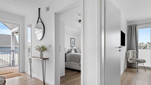 House | 2 bedrooms, individually furnished, iron/ironing board