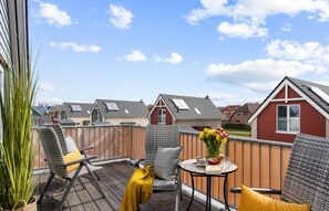 House | Outdoor dining