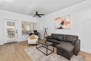 تلفزيون ذكي