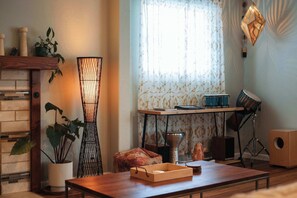 Interior - Tahoe Trail Retreat - Steps from the TRT (Zephyr Cove)