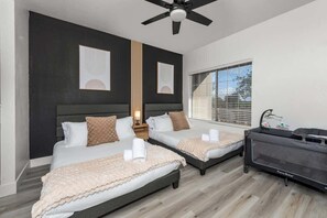 2 Schlafzimmer, Bügeleisen/Bügelbrett, Reisekinderbett, kostenloses WLAN