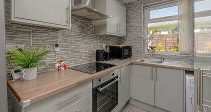 Richmond Terrace |Cosy and Modern Stay