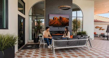 Resort-Style 2BR Retreat | Pool Gym BBQ • Parking