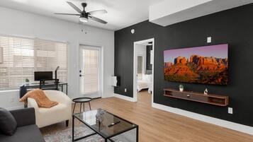 Smart TV y monitor de computadora