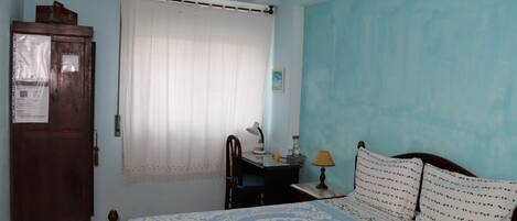 1 dormitori, wifi i roba de llit