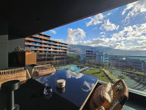 Zukiryo Seaside - New apartment Pool/ WiFi/ AC