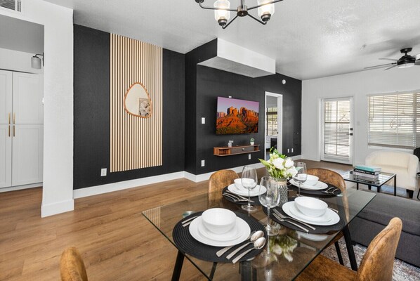 Dining - Sleek 2BR:Pickleball Ct, Heated Pool, BBQ (Scottsdale)