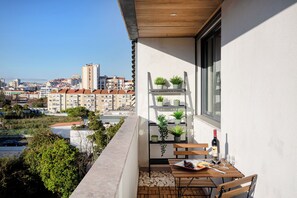 Apartamento família, 2 quartos, para não fumantes, sacada | Sacada