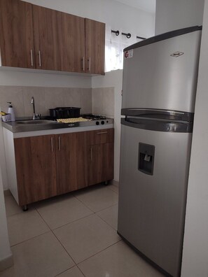 Apartment | Private kitchen | Fridge, cookware/dishes/utensils
