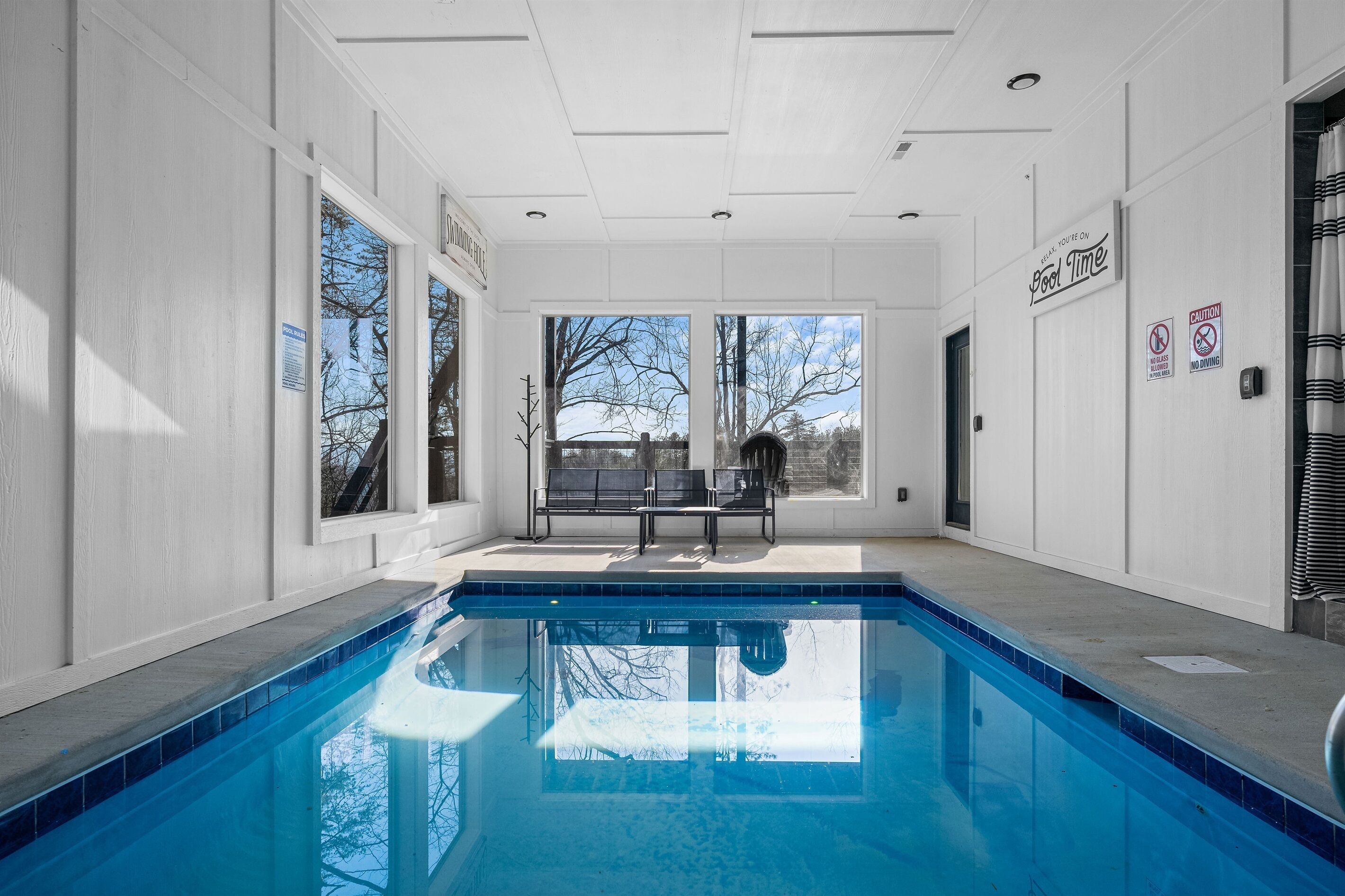 Piscine intérieure, piscine chauffée