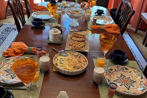 Free daily full breakfast