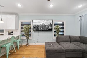 Smart TV, books