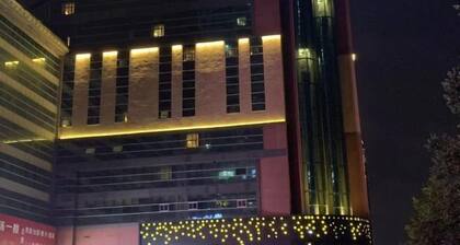 Yinzuo Wendu Hotel (Weihai Wendeng Kunyu Road Baida Plaza)