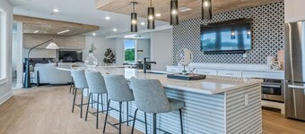 Landing | Incredible 1BD, Gym, Courtyard