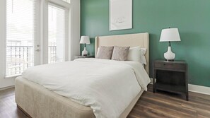 Desk, iron/ironing board, WiFi, bed sheets - Landing | Stunning Studio, Gym, Game Room (Atlanta)