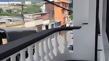 基础公寓, 城市景观 | 住宿场地