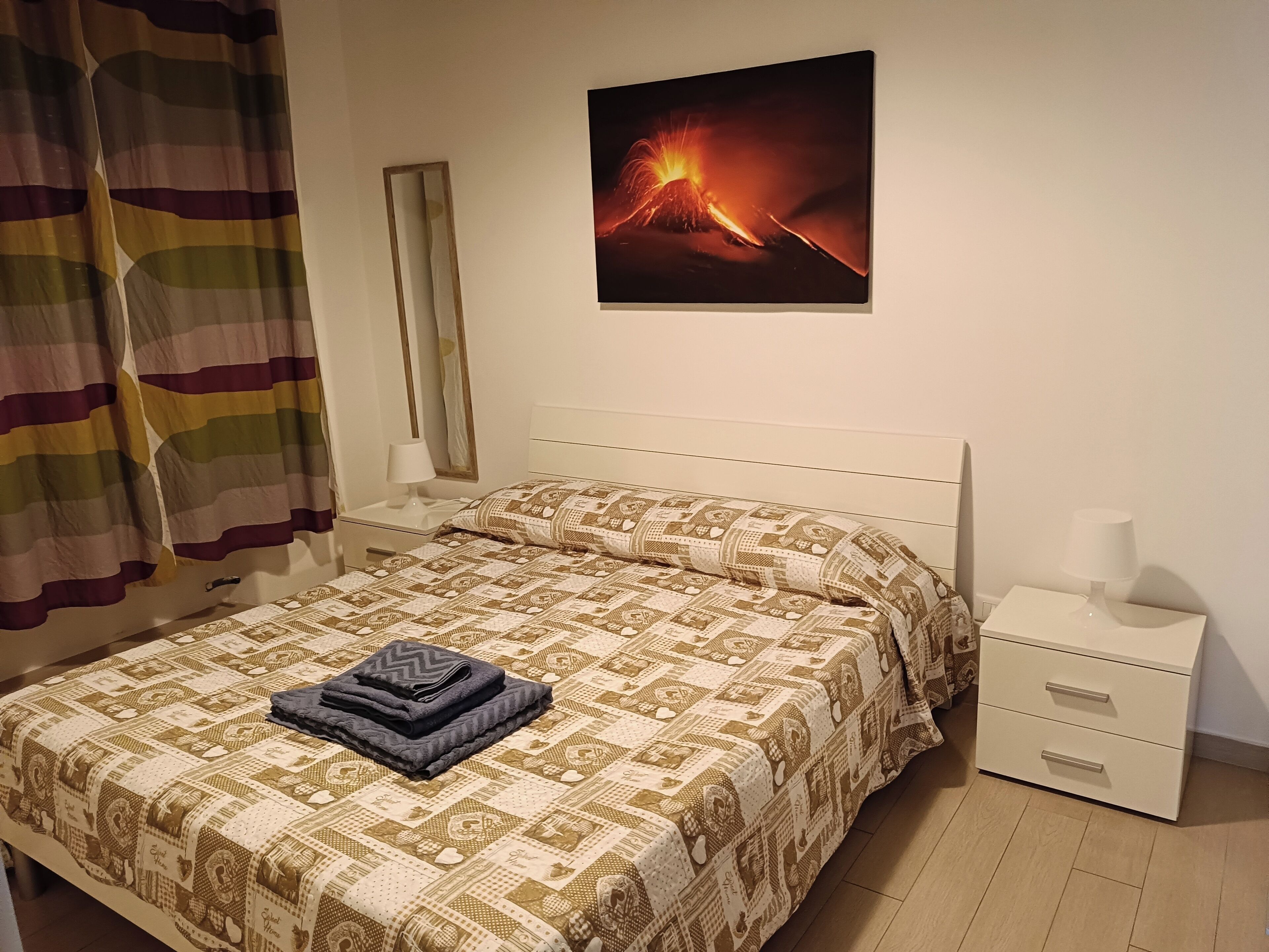 1 soverom, strykejern/-brett, reiseseng for barn og wi-fi (inkludert)