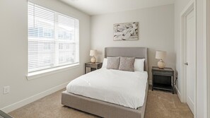 1 chambre, bureau, fer et planche à repasser, Wi-Fi