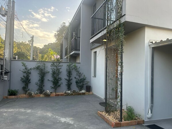 Front of property - GEMINADO CASA 2 ALTO PADRÃO 3 QUARTOS (Joinville)