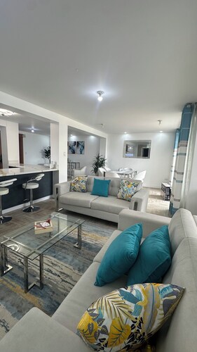 Modern Comfort 3BDR Apartment in Los Olivos-Perfect Blend of Luxury and Peace