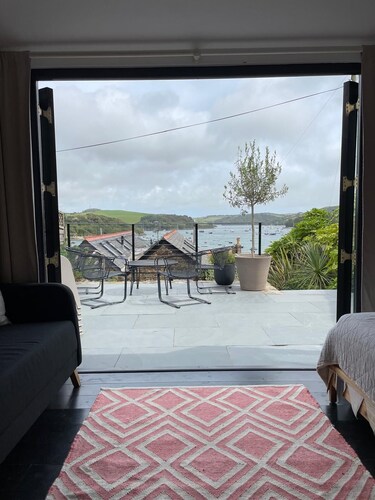 Hidden Treasure - Estuary View, Stylish, Garden