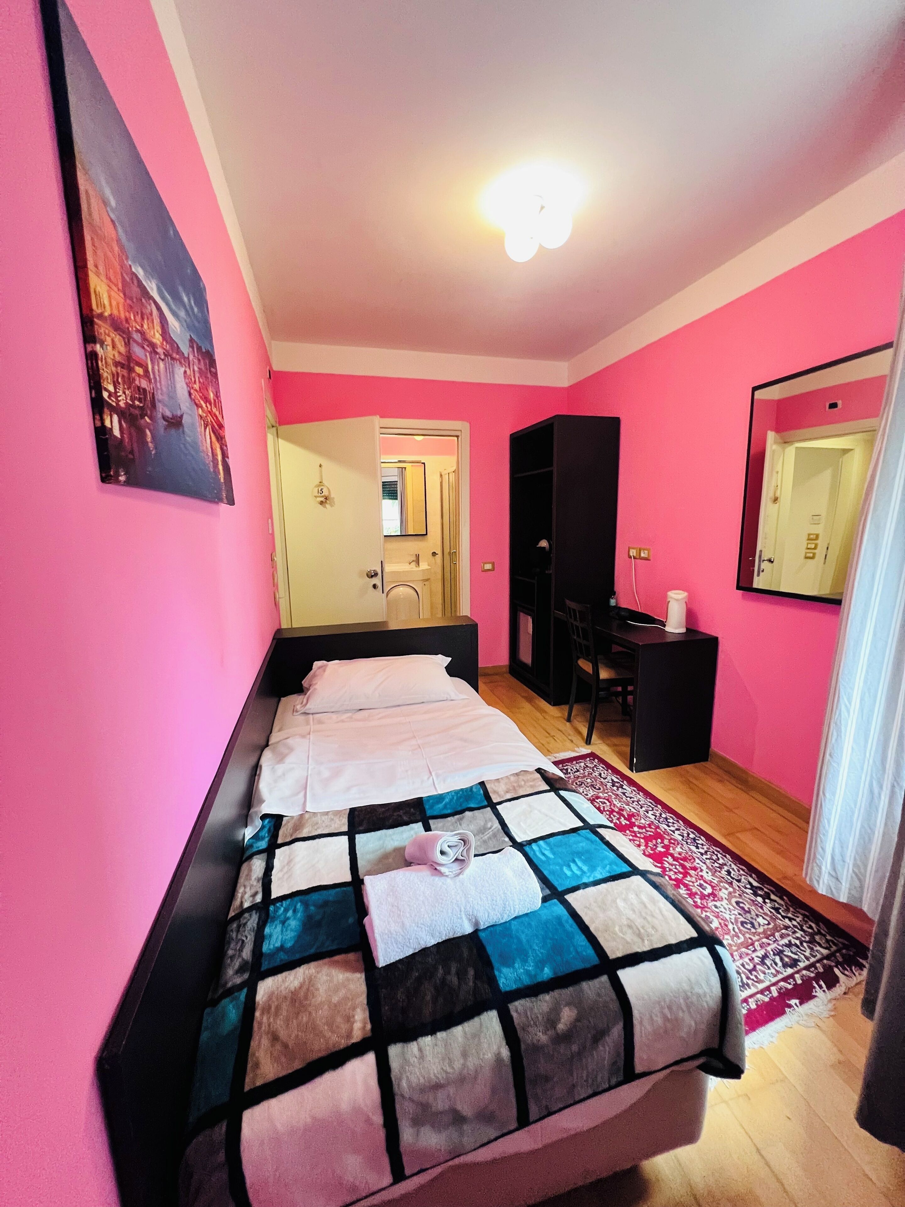 6 Schlafzimmer, Bügeleisen/Bügelbrett, WLAN, Bettwäsche