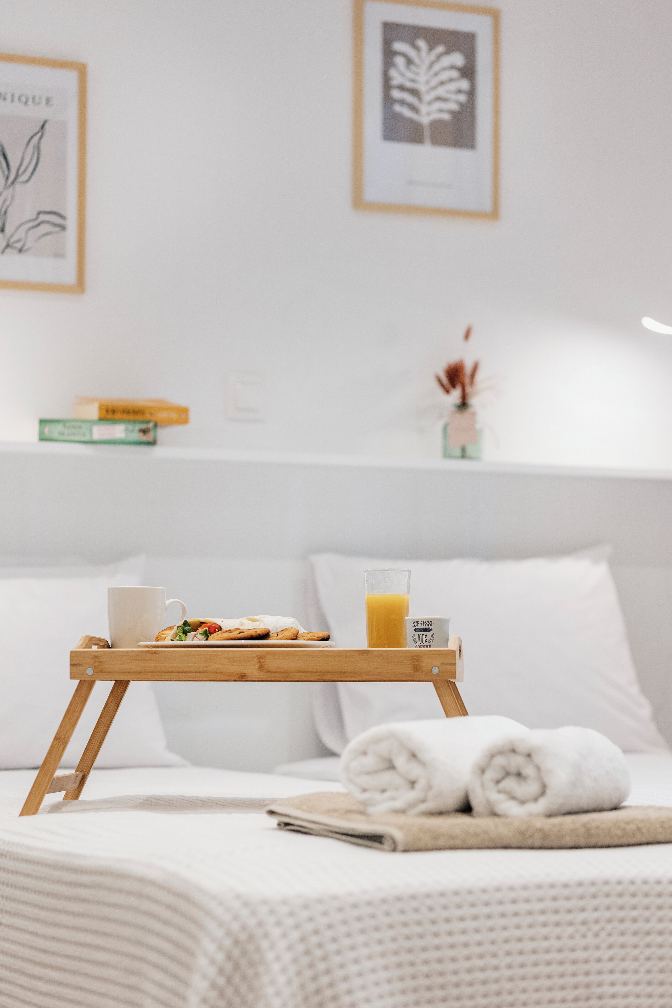 1 soverom, skrivebord, strykejern/-brett og wi-fi (inkludert)