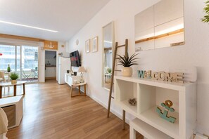Interior - Salou Bambú | Cozy | 4 pax | Pool | Wifi | Beach | Beach (Salou)