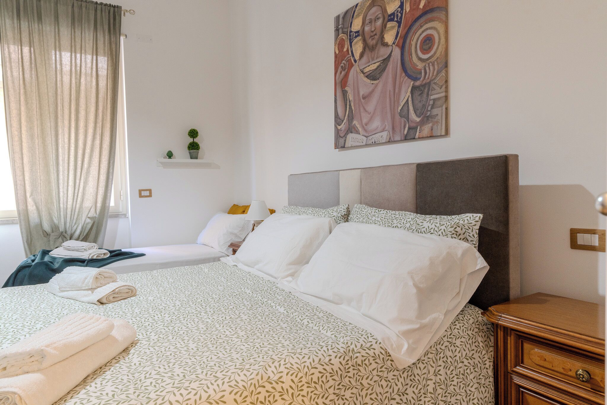 Trippelrum för familj | Gratis wi-fi