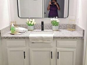 Soap - Magical stay @ the genie’s place (Phoenix)