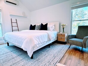 4 Schlafzimmer, Bügeleisen/Bügelbrett, Reisekinderbett, WLAN