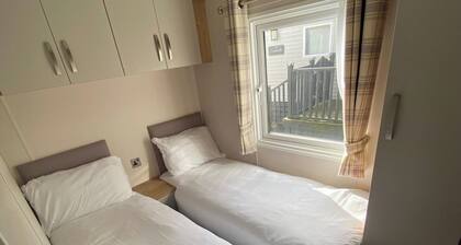 Westfield Lodge Retreat-sleeps 6-pet Friendly