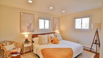 3 Schlafzimmer, Schreibtisch, Bügeleisen/Bügelbrett, Reisekinderbett